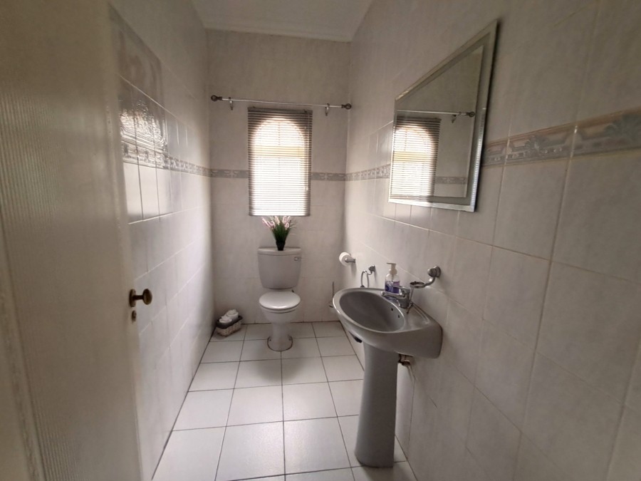 4 Bedroom Property for Sale in Vanes Estate Eastern Cape
